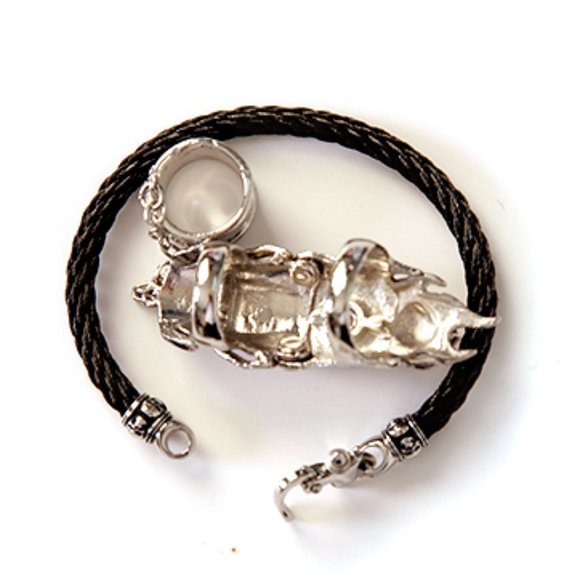 Vongola Steampunk Goth Skull Ring & Skull Bracelet - Picture 4 of 10